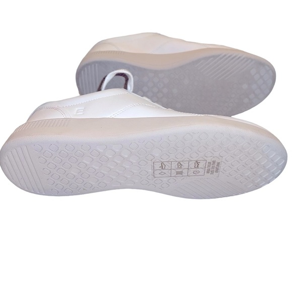 Everlane Releather Court Sneakers - Picture 2 of 11